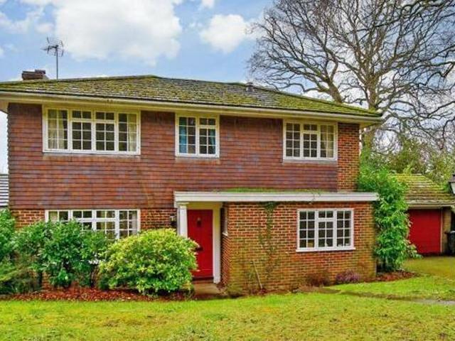 House for sale in Cranleigh, Waverley