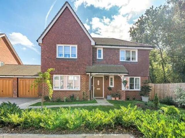 House for sale in Cranleigh, Waverley