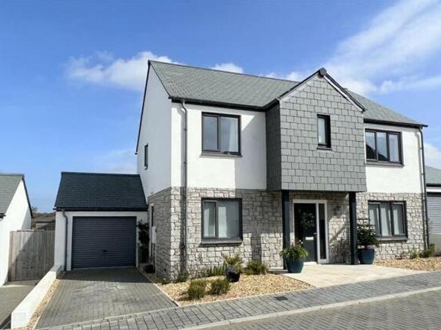 House for sale in Newquay, Cornwall