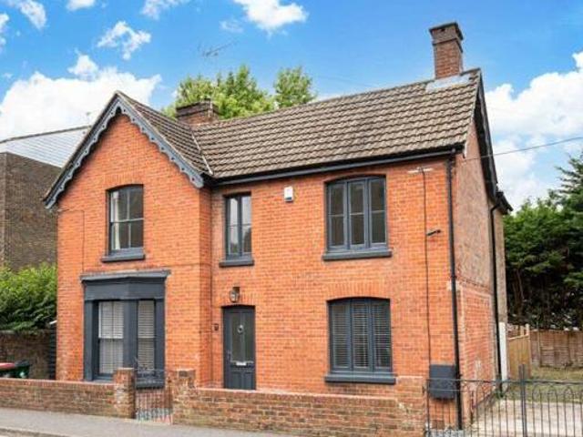 House for sale in Glynde, West Sussex