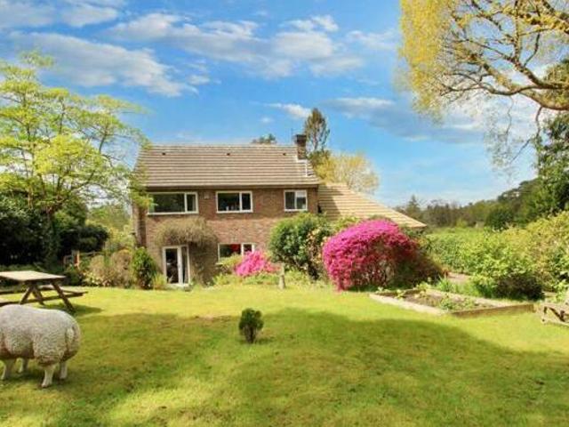 House for sale in Crowborough Warren, Cross In Hand