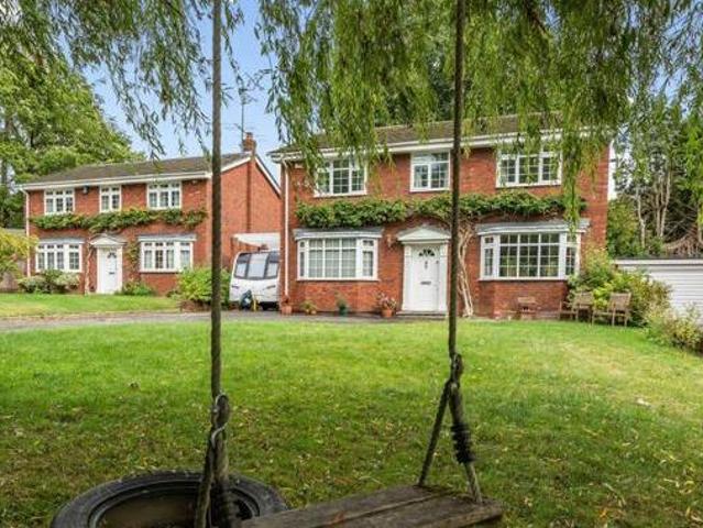 House for sale in Crowthorne