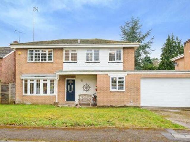 House for sale in Crowthorne