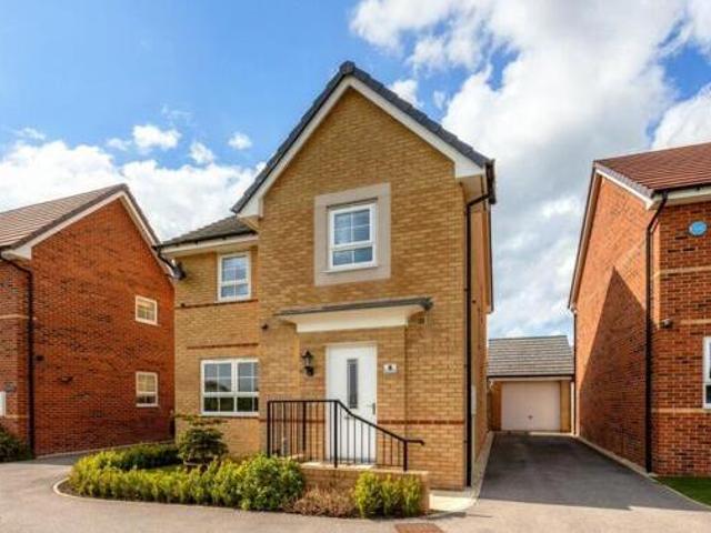 House for sale in Cudworth, South Yorkshire