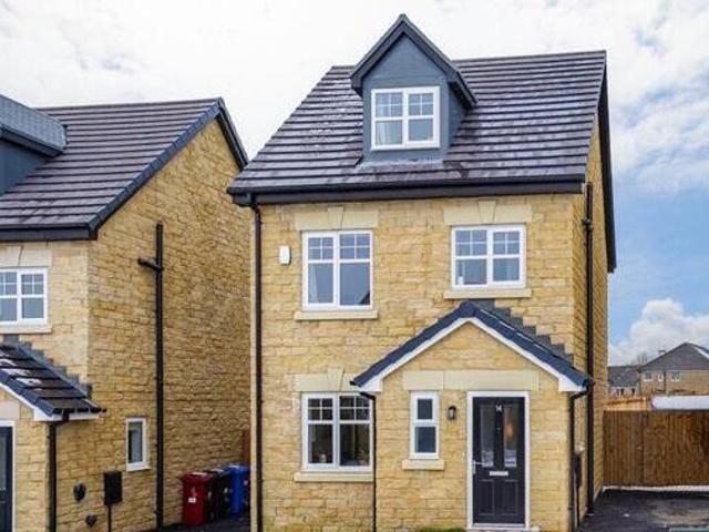 House for sale in Knowle Fold, Darwen
