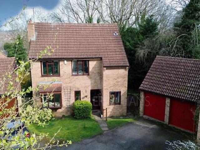 House for sale in Northamptonshire