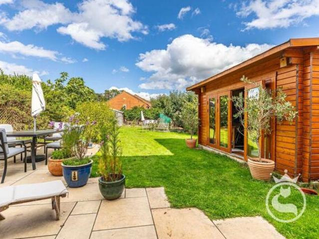 Farm for sale in Bournemouth, Bournemouth, Christchurch and Poole