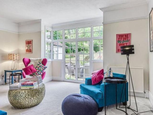 Farm for sale in London Borough of Bromley, Greater London