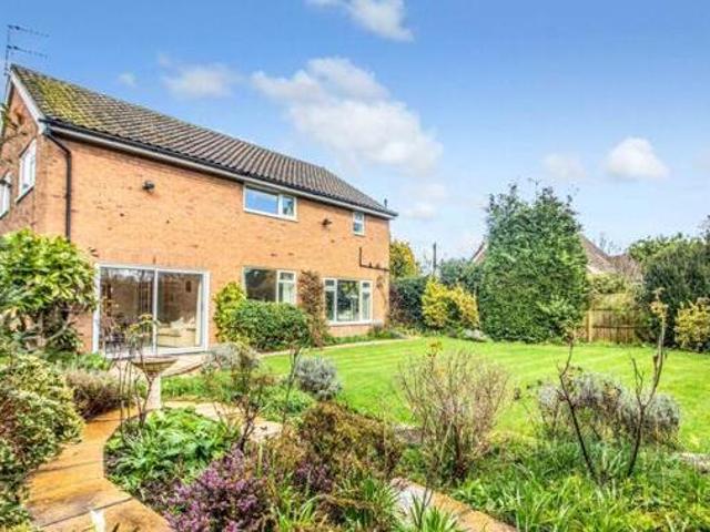 House for sale in East Midlands