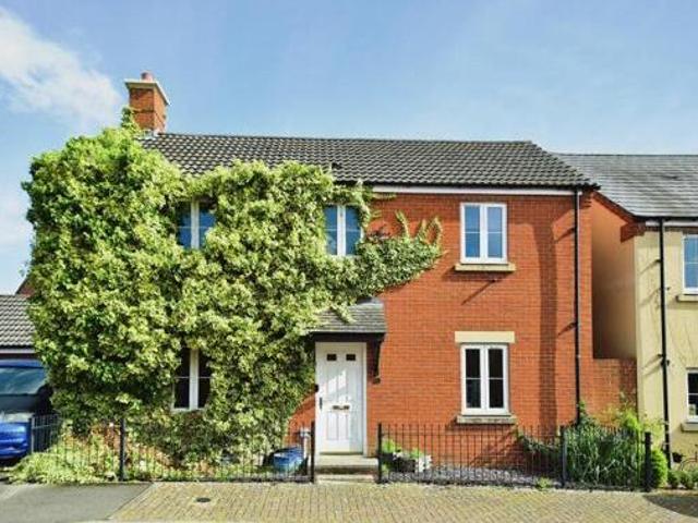 House for sale in Devizes, Wiltshire