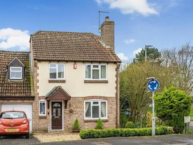 House for sale in Devizes, Wiltshire