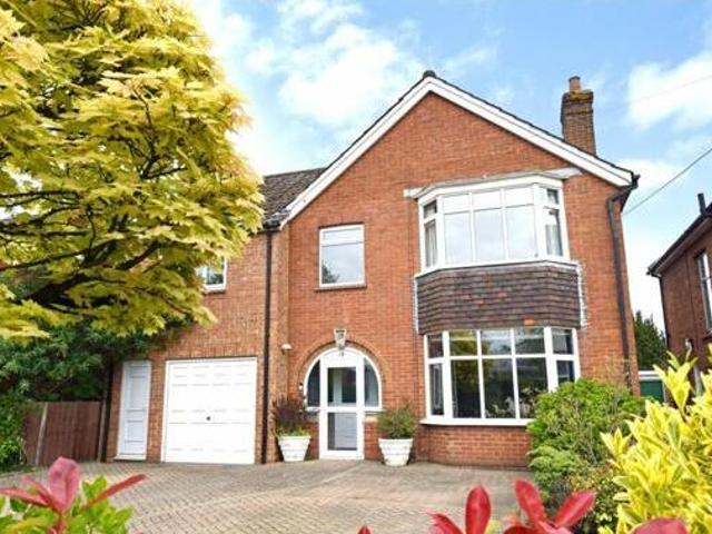 House for sale in Devizes, Wiltshire