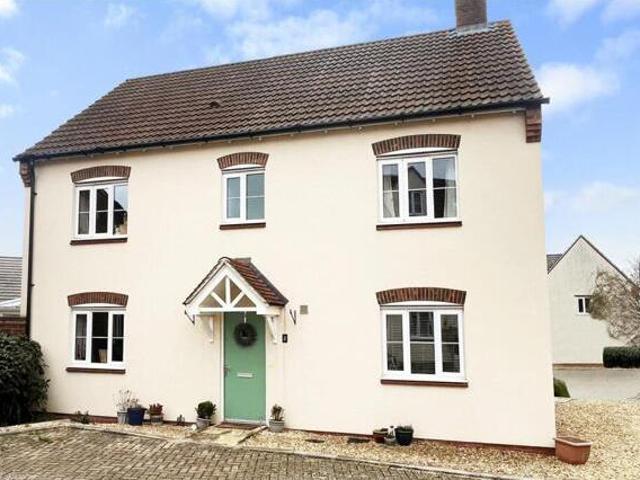 House for sale in Great Western Park North, Berrick Salome