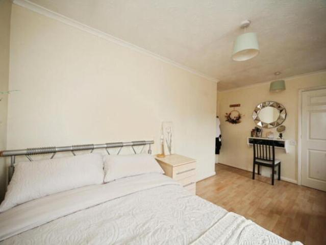 Farm for sale in Luton, England
