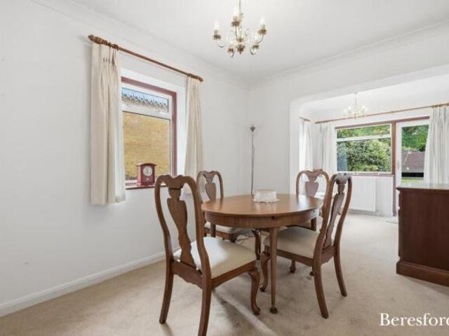 Farm for sale in Navestock Side