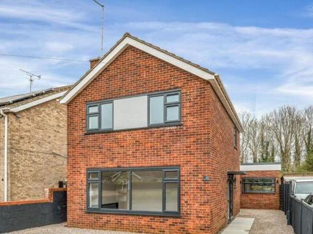 House for sale in Hampton Green, Cambridgeshire