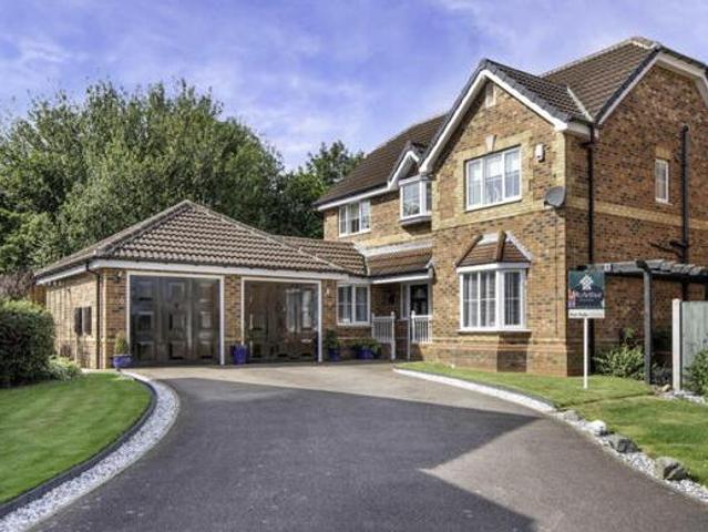 House for sale in Thorne, South Yorkshire