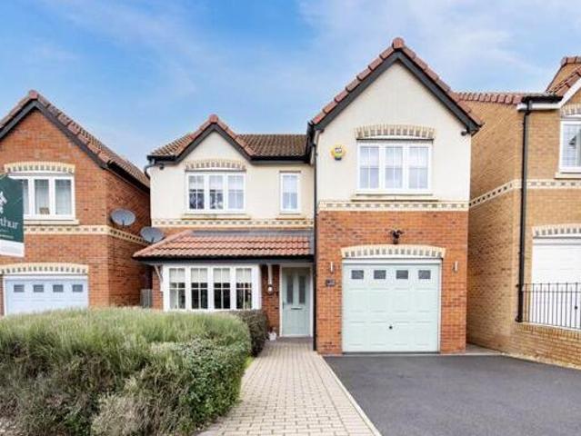 House for sale in New Rossington, Doncaster
