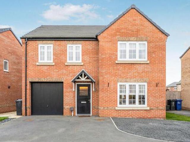 House for sale in New Rossington, Doncaster