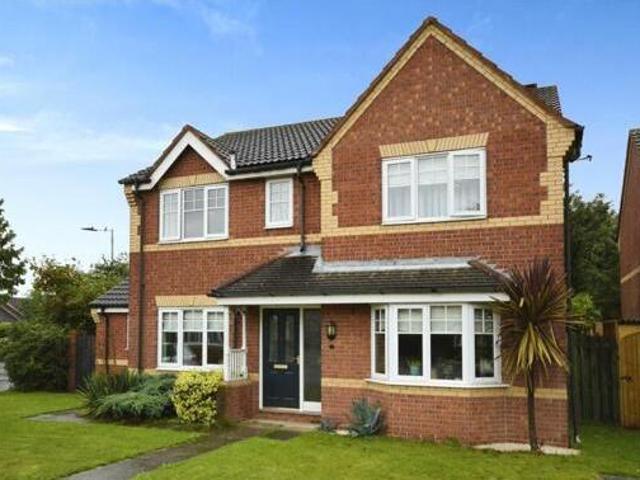 House for sale in Hatfield, South Yorkshire