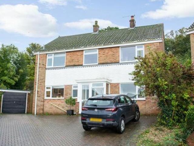 House for sale in River, Ash