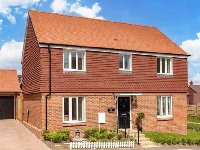 House for sale in Perryfields, West Sussex