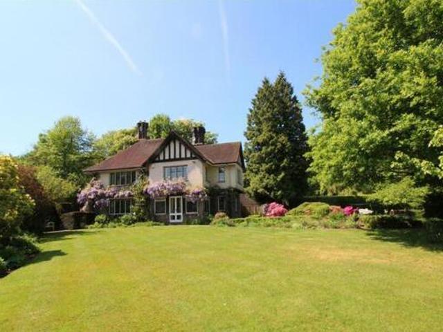 House for sale in Perryfields, West Sussex