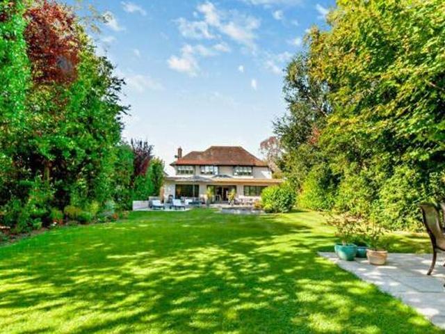 House for sale in Perryfields, West Sussex