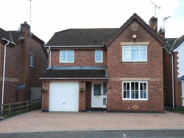 House for sale in Northampton, Northamptonshire