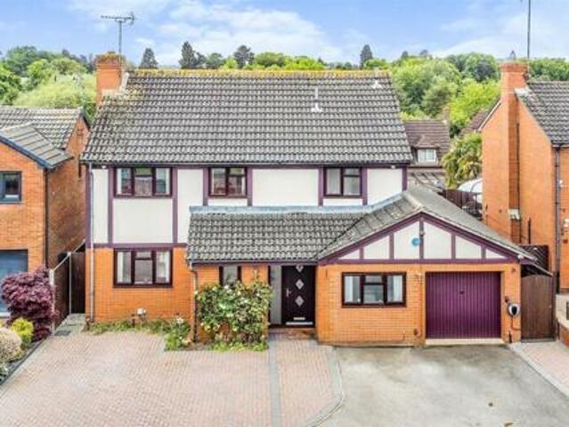 House for sale in Northampton, Northamptonshire