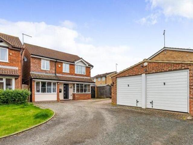 House for sale in Northampton, Northamptonshire