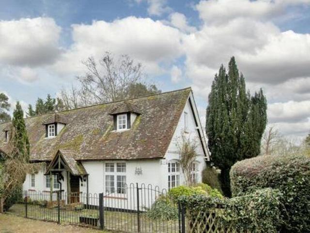 House for sale in The Butts, Kent
