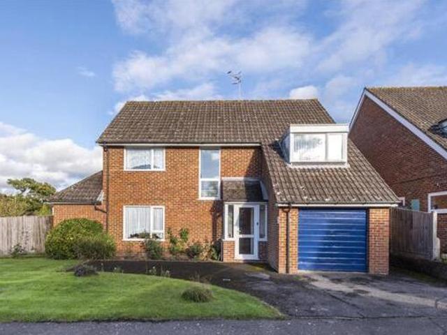 House for sale in The Butts, Kent