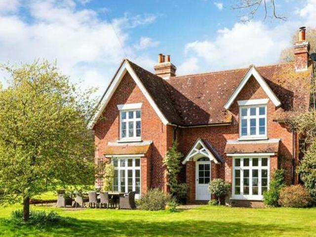 House for sale in The Butts, Kent