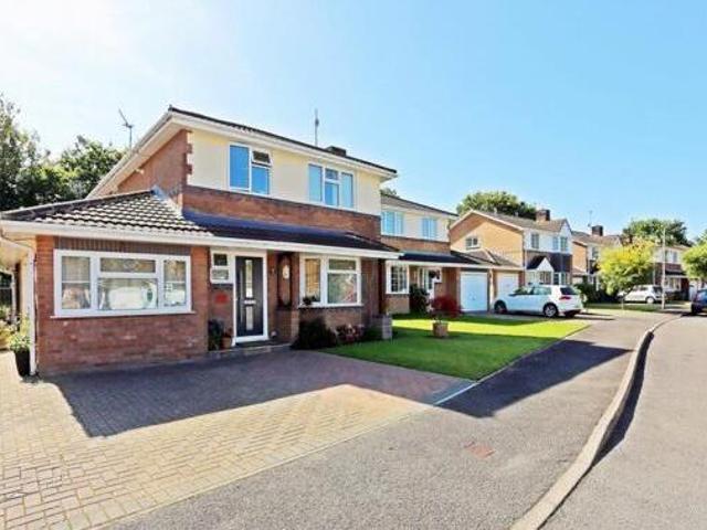 House for sale in Lyons, Greater London