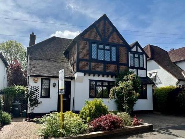 House for sale in Row Town, Surrey