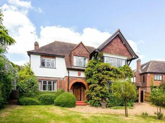 House for sale in Row Town, Surrey