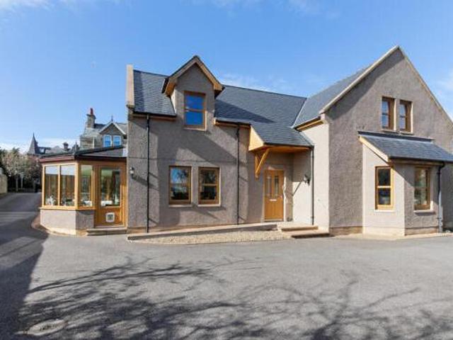 House for sale in Elgin, Scotland