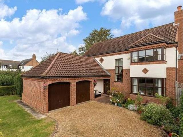 House for sale in Cambridgeshire