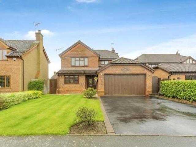 House for sale in Rossmore, Cheshire