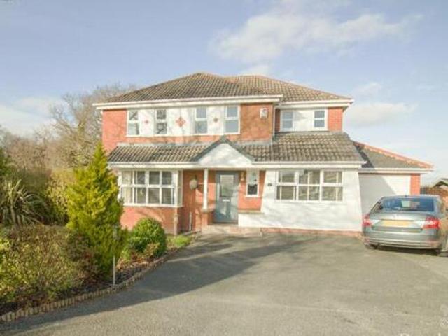 House for sale in Stanney Oaks, Rossmore