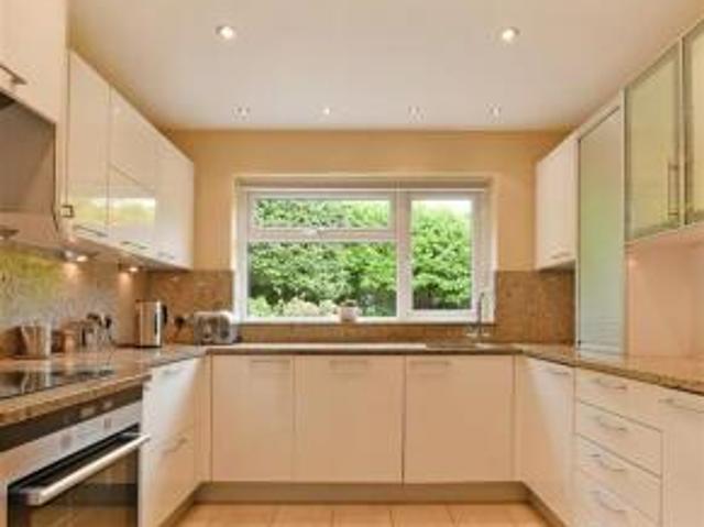 Farm for sale in Broomhill, South Yorkshire