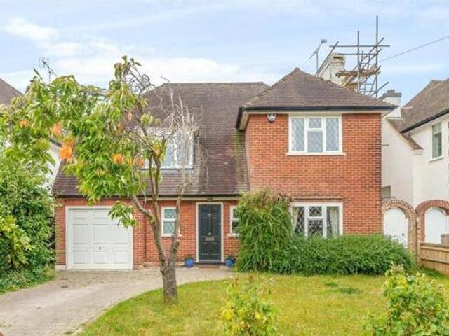 House for sale in Lower Green Esher, Blackhills