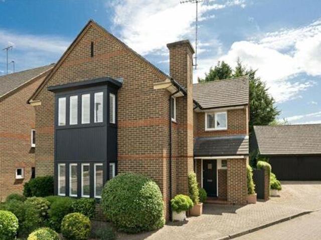 House for sale in Blackhills, Surrey