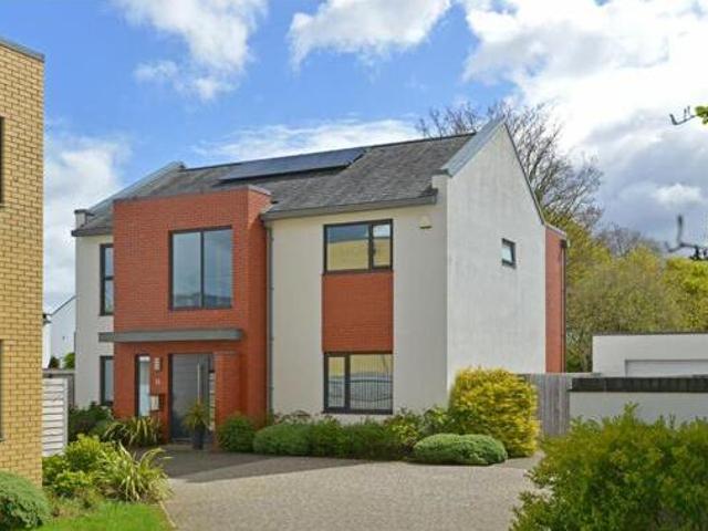 House for sale in Watergate, Devon
