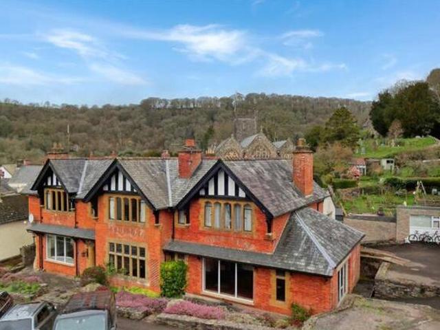 House for sale in Dulverton, Somerset