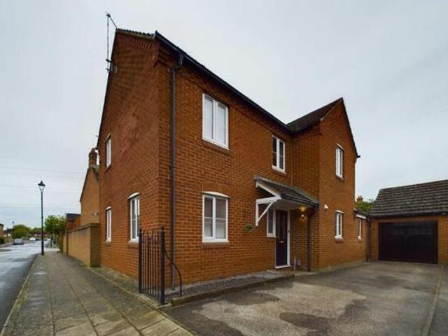 House for sale in Aylesbury