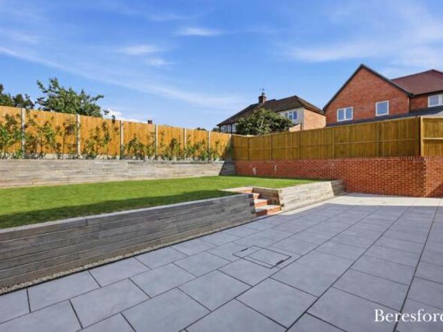 Farm for sale in Navestock Side