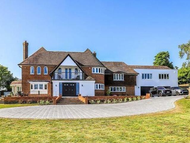 House for sale in Fareham, Hampshire