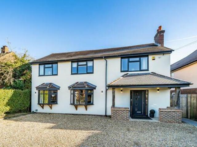House for sale in Farnborough, Hampshire
